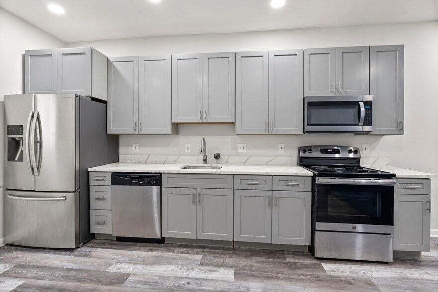 More Photos Of 4710 Liberty Heights Ave, Baltimore General Retail For Sale