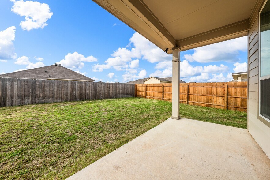 More Photos Of 4020 Centerfire Rd, Waco Apartments For Sale