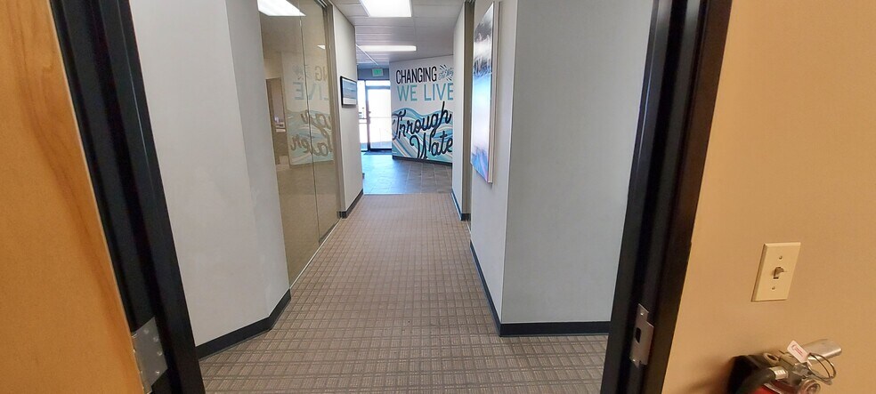 More Photos Of 7399 S Tucson Way, Centennial Flex For Lease