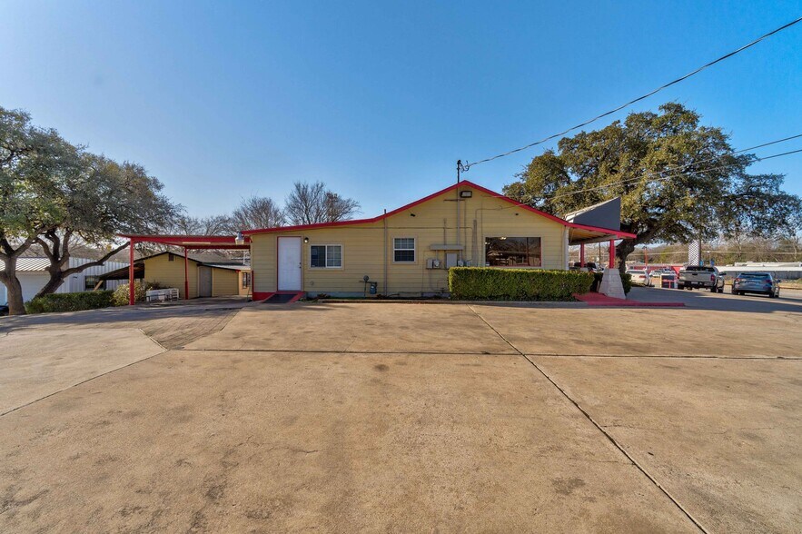 More Photos Of 5401 S Congress Ave, Austin Auto Dealership For Sale
