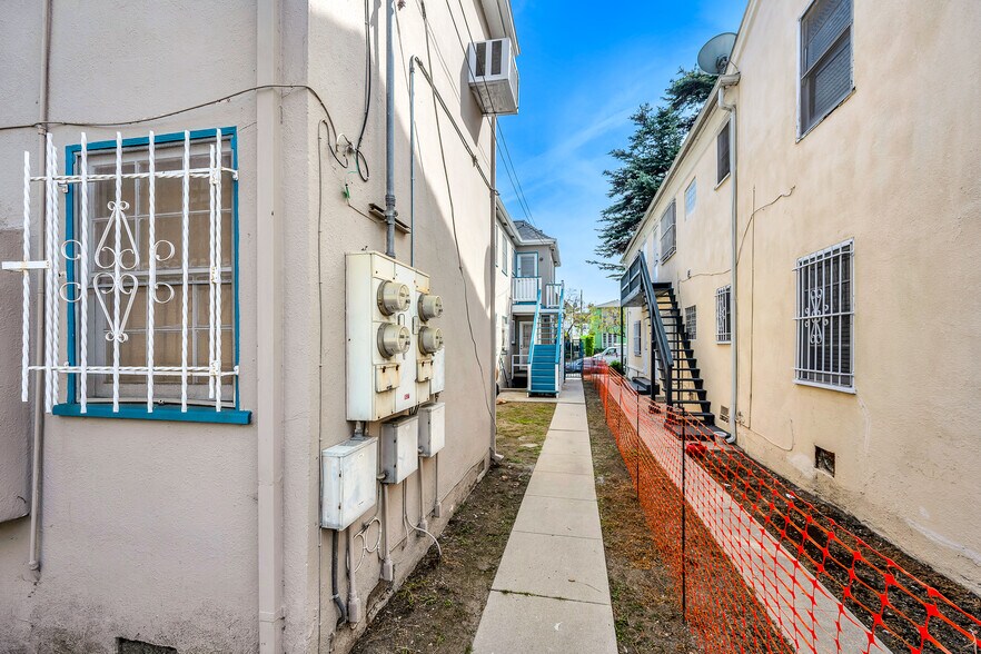 More Photos Of 3403 Stocker St, Los Angeles Apartments For Sale