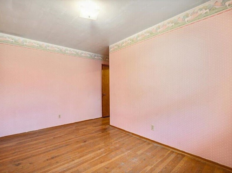 More Photos Of 4946 Page Ave, Michigan Center Medical For Sale