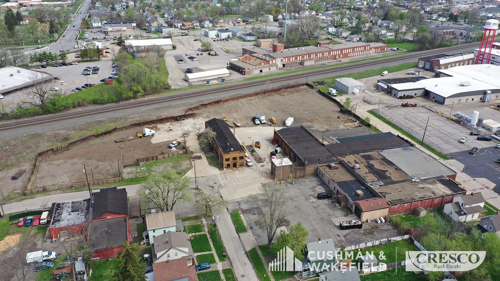 More Photos Of 201 Williams St, Elyria Warehouse For Sale
