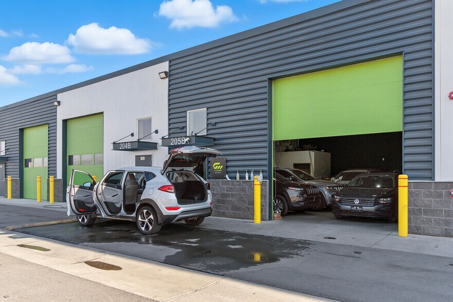 More Photos Of 5170-5176 W Liberator Dr, Kearns Warehouse For Lease