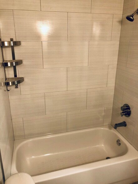 More Photos Of 115 112th Ave NE, Saint Petersburg Specialty For Sale