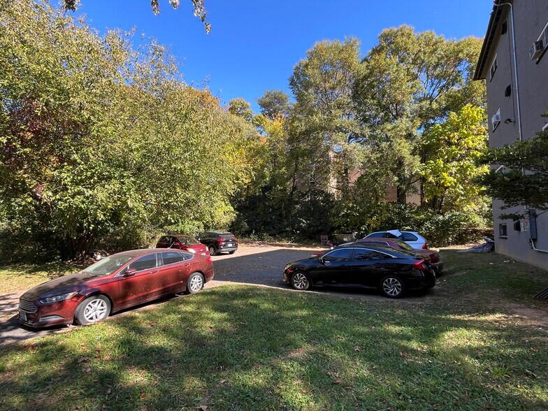 More Photos Of 101 41st St NE, Washington Apartments For Sale