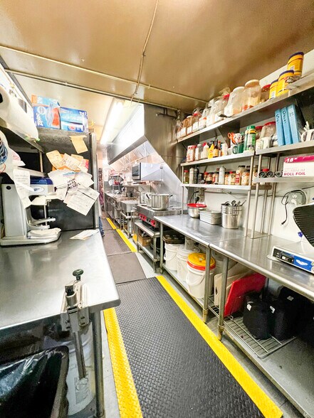 More Photos Of 150 S Railroad St, Midvale Restaurant For Sale