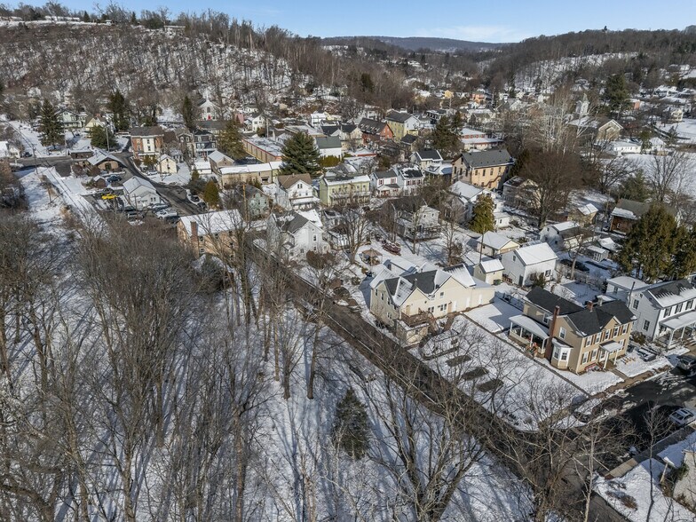 More Photos Of 10 Green St, Milford Specialty For Sale