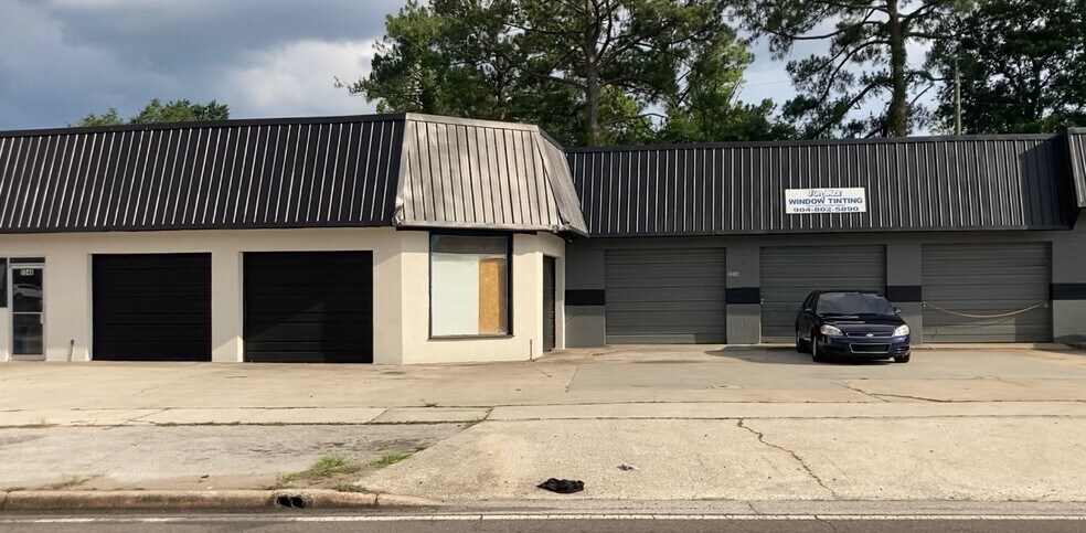 More Photos Of 5560 Normandy Blvd, Jacksonville Industrial For Lease