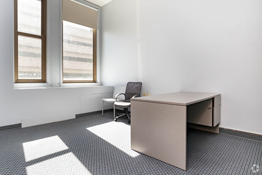 More Photos Of 260 E Main St, Rochester Medical For Lease