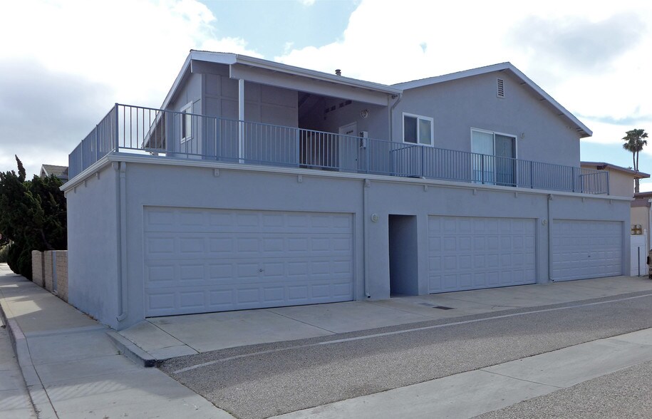 More Photos Of 4903 Nautilus St, Oxnard Apartments For Sale