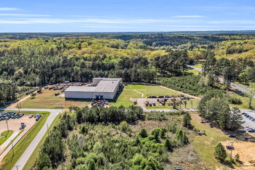 More Photos Of 8384 Highway 18, Vernon Flex For Sale