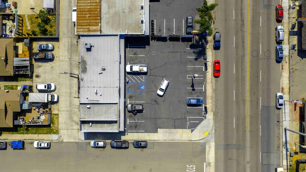More Photos Of 2301-2305 Highland Ave, National City Freestanding For Lease