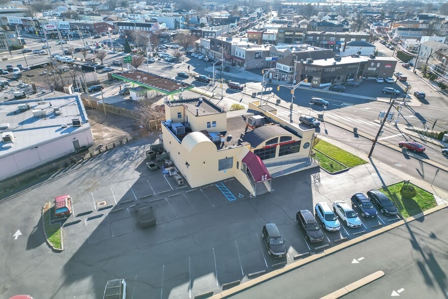 More Photos Of 1322 Paterson Plank Rd, Secaucus Restaurant For Sale