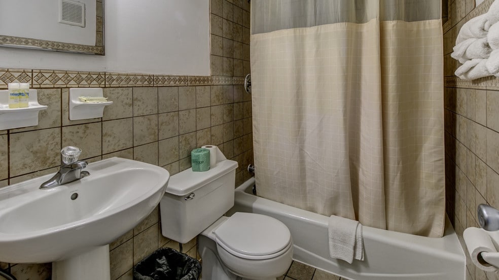 More Photos Of 4100 Ocean Ave, Wildwood Hotel For Sale