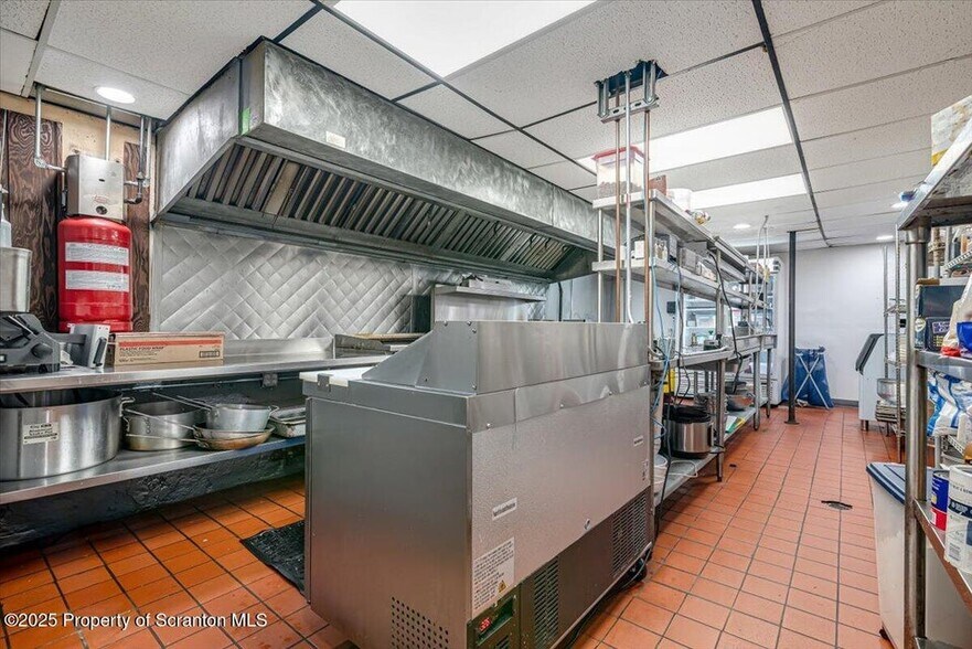 More Photos Of 1302 Adams Ave, Scranton Restaurant For Sale