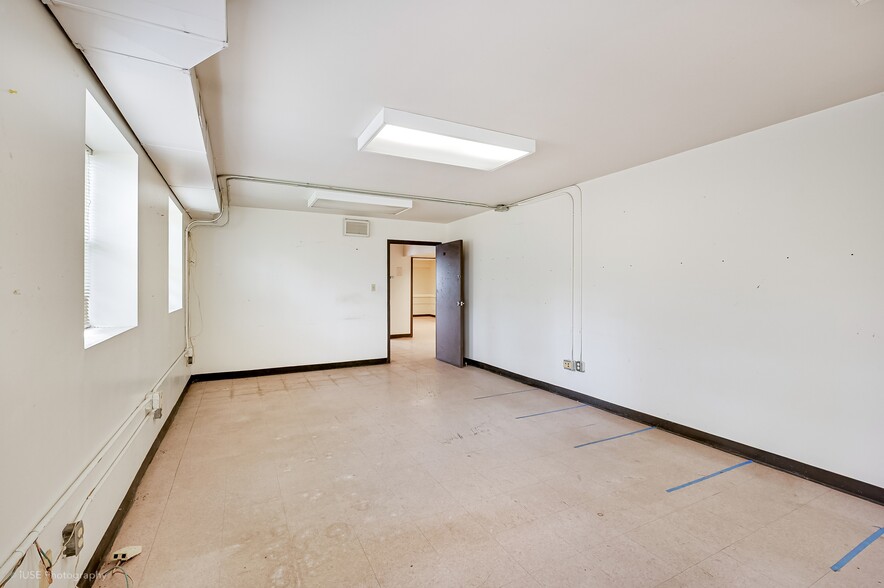 More Photos Of 2762 Caldwell Rd NE, Brookhaven Distribution For Lease