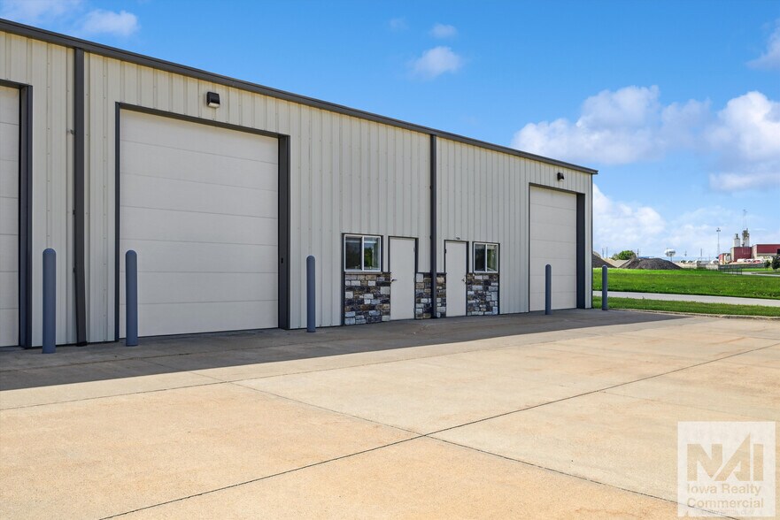 More Photos Of 4151 3rd Ave, Marion Industrial For Lease