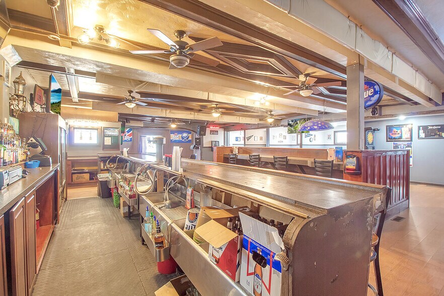 More Photos Of 16 Ellicott Pl, Depew Restaurant For Sale