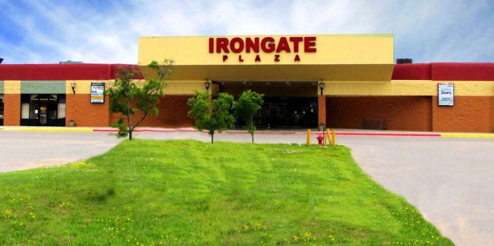 Primary Photo Of 990 W 41st St, Hibbing General Retail For Sale