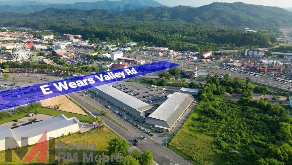 More Photos Of 161 E Wears Valley Rd, Pigeon Forge Unknown For Lease