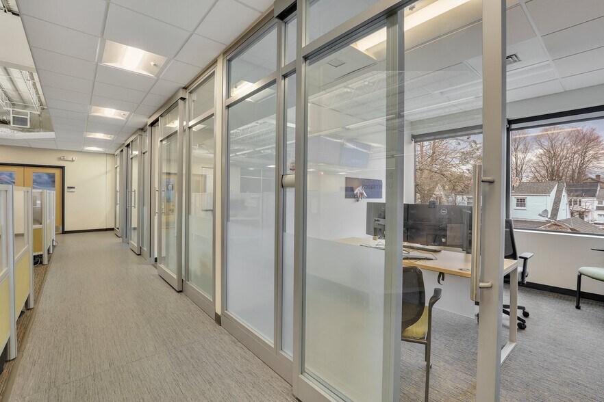 More Photos Of 67 Prospect Ave, West Hartford Medical For Sale