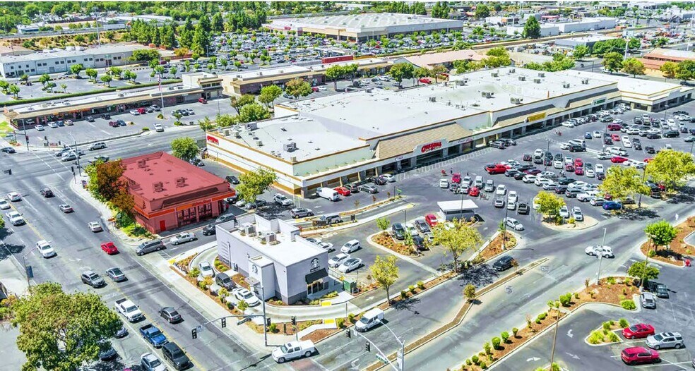 More Photos Of 1635 R St, Merced Freestanding For Lease