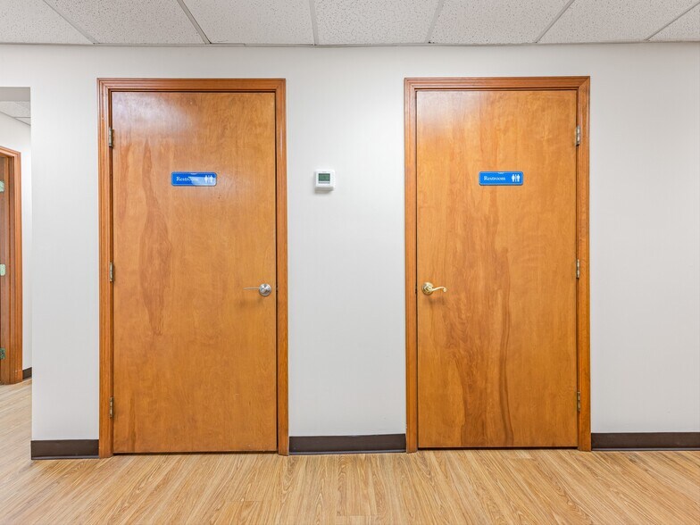 More Photos Of 6 Brooklet St, Asheville Medical For Sale