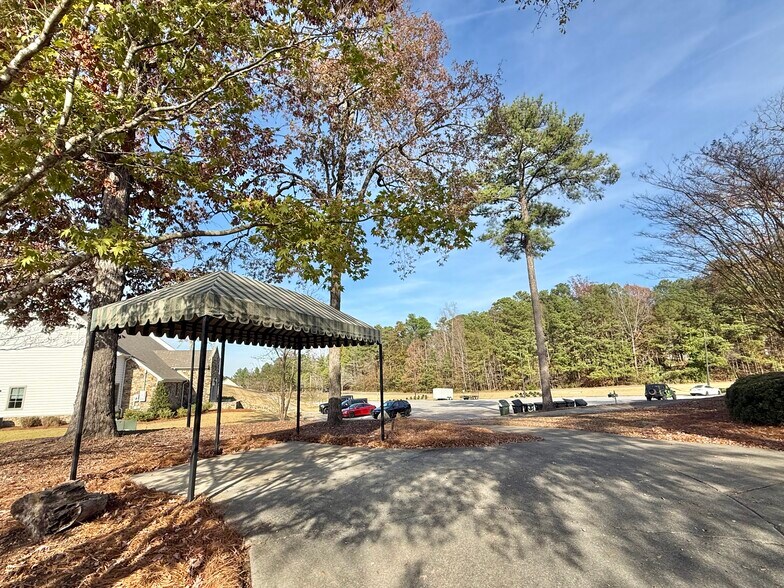 More Photos Of 204 Griffin Park Dr, Birmingham Office For Sale