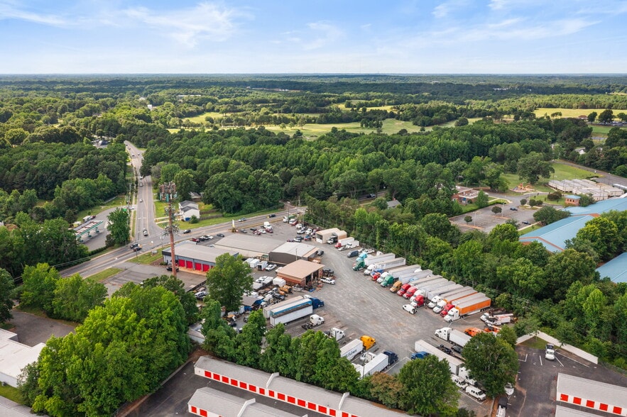 More Photos Of 7226 Harrisburg Rd, Charlotte Warehouse For Sale