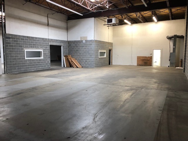 More Photos Of 44 Industrial Park Dr, Waldorf Warehouse For Lease