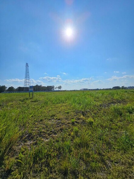 More Photos Of 1001 Mabel Rawlinson Dr, Holly Ridge Land For Sale