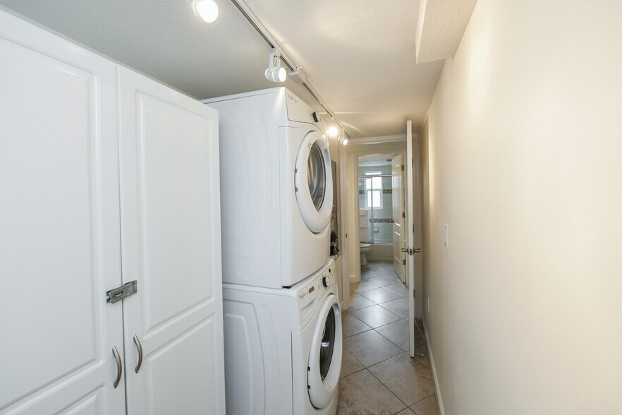 More Photos Of 308 Canal Rd, Siesta Key Apartments For Sale