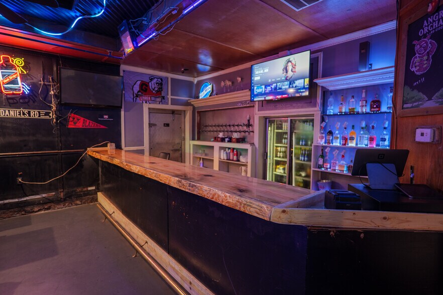 More Photos Of 1903 Baytree Pl, Valdosta Restaurant For Sale