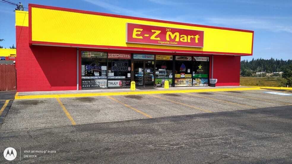 Primary Photo Of 1880 Newmark Ave, North Bend Convenience Store For Sale