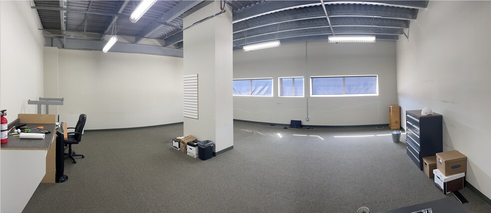 More Photos Of 13083 156 St NW, Edmonton Flex For Sale