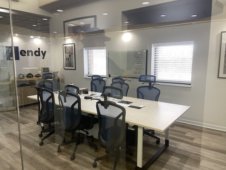 More Photos Of 1540 Hannah Ave, Forest Park Light Distribution For Lease