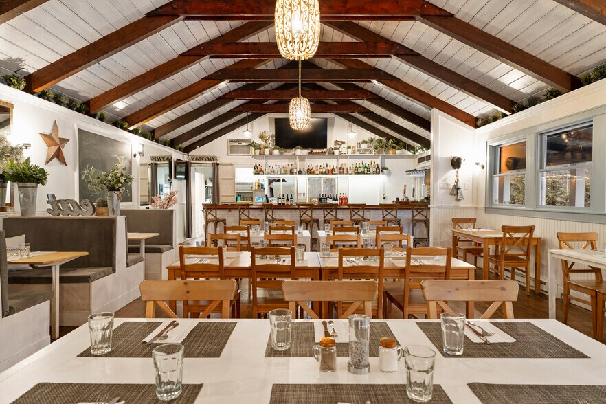 More Photos Of 412 Montauk Hwy, East Quogue Freestanding For Sale