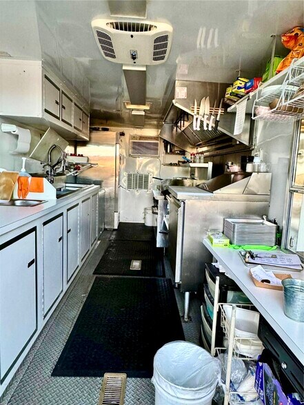 More Photos Of 315 E Railroad St, Cut Bank Sports And Entertainment For Sale