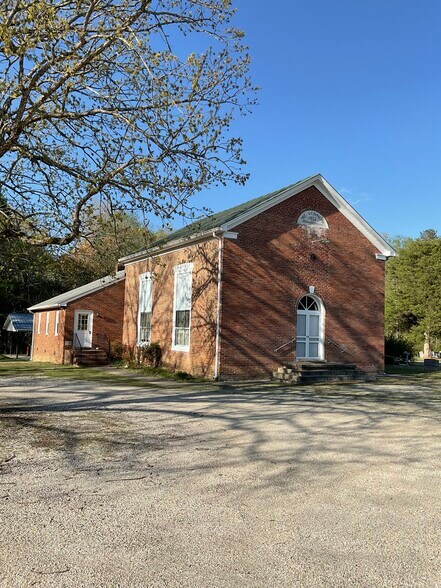 Primary Photo Of 21075 Frog Level Rd, Ruther Glen Specialty For Sale