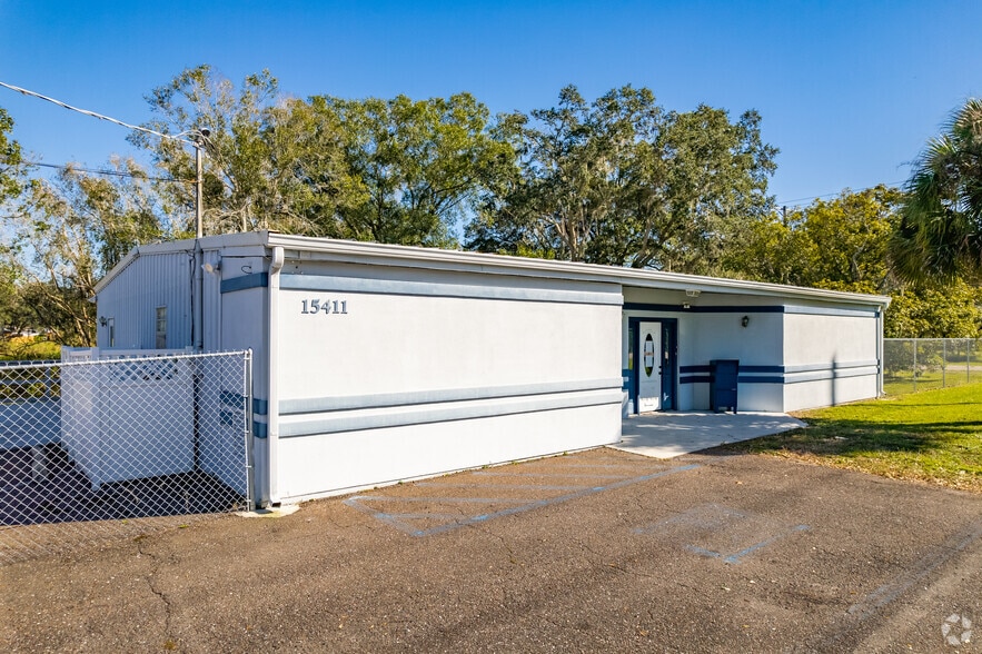 Primary Photo Of 15411 N Florida Ave, Tampa Medical For Lease