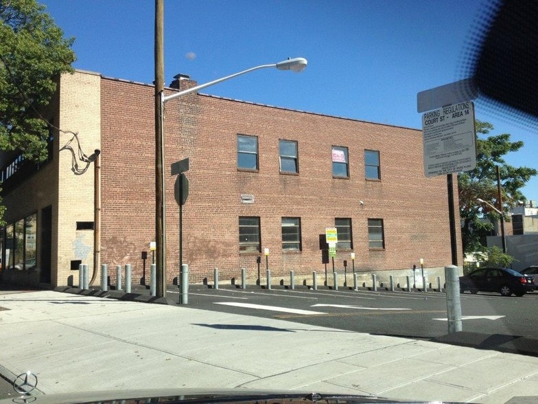 More Photos Of 129-131 Court St, White Plains Office For Lease