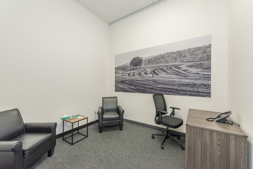 More Photos Of 83 Spring St, Newton Office For Sale