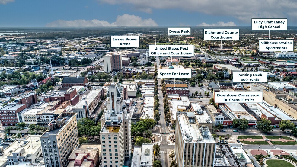 More Photos Of 305 8th St, Augusta Freestanding For Lease