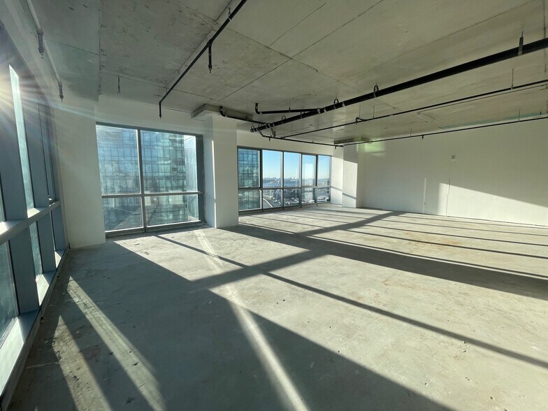 More Photos Of 36-18 Main St, Flushing Office For Sale