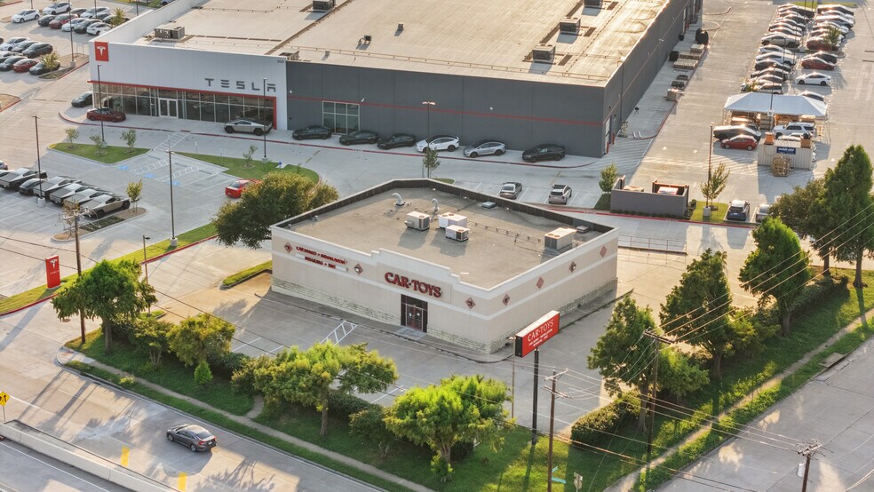 More Photos Of 2801 Central Expy, Plano Freestanding For Sale