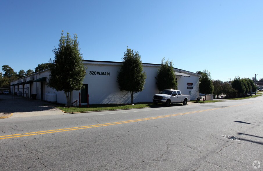 More Photos Of 308-320 W Main St, Clayton Flex For Lease