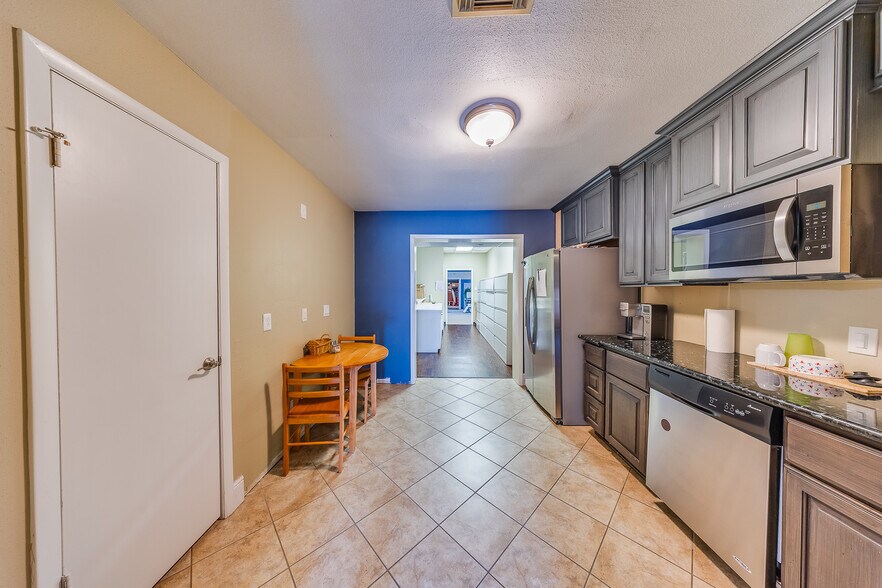 More Photos Of 27228 E Hardy Rd, Spring Warehouse For Sale