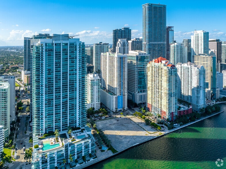More Photos Of 1200 Brickell Bay Dr, Miami Apartments For Lease