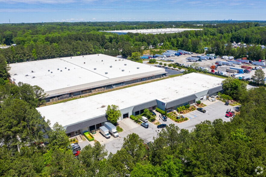 More Photos Of 7295-7403 Graham Rd, Fairburn Distribution For Lease